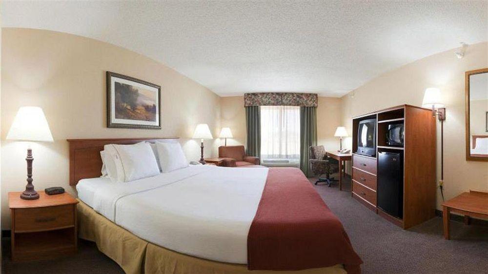 Holiday Inn Express Gas City By Ihg Zewnętrze zdjęcie
